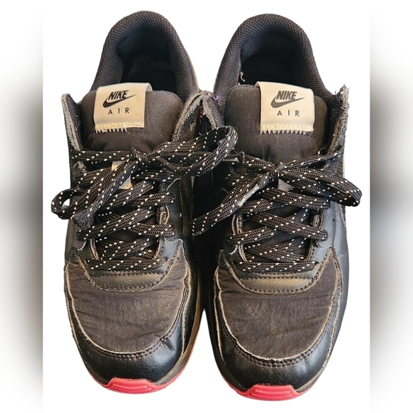 Men's Nike Air Max Excee Black/Metallic Silver Black DM0832 001 Size 8 - Picture 3 of 14